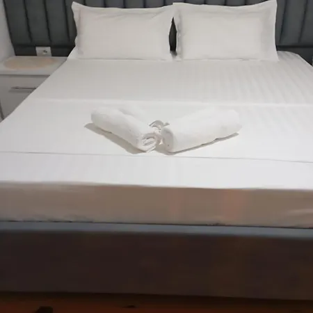 K & N Sarandë